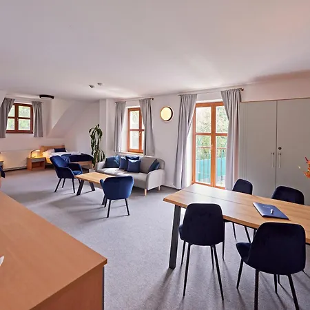Benedikt Hotel *