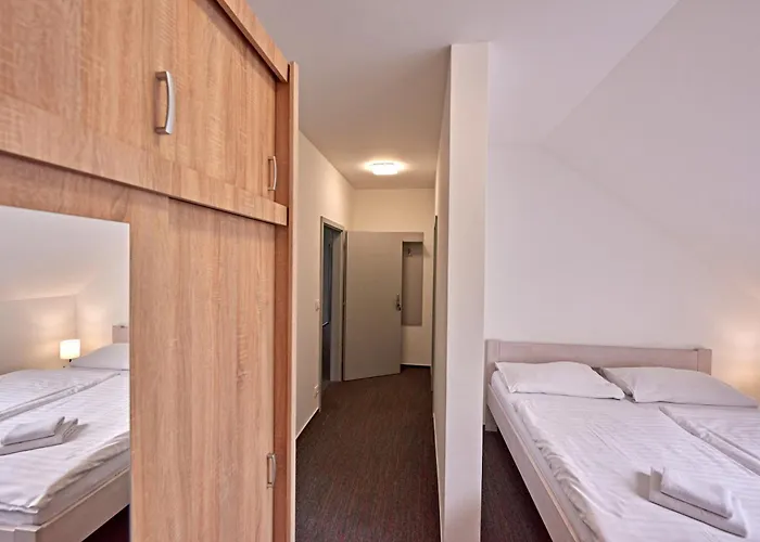 Hotel Benedikt Most